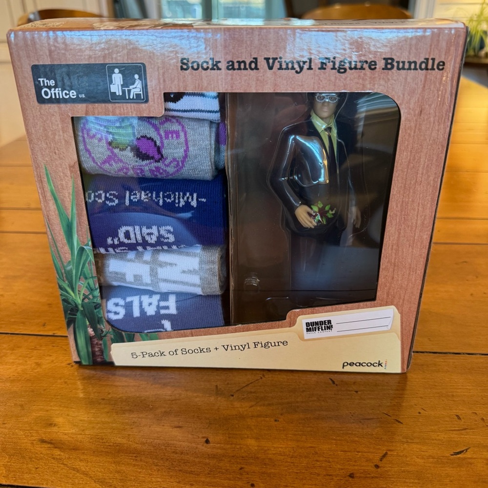 CultureFly The Office Sock and Vinyl Figure Bundle - New in Box